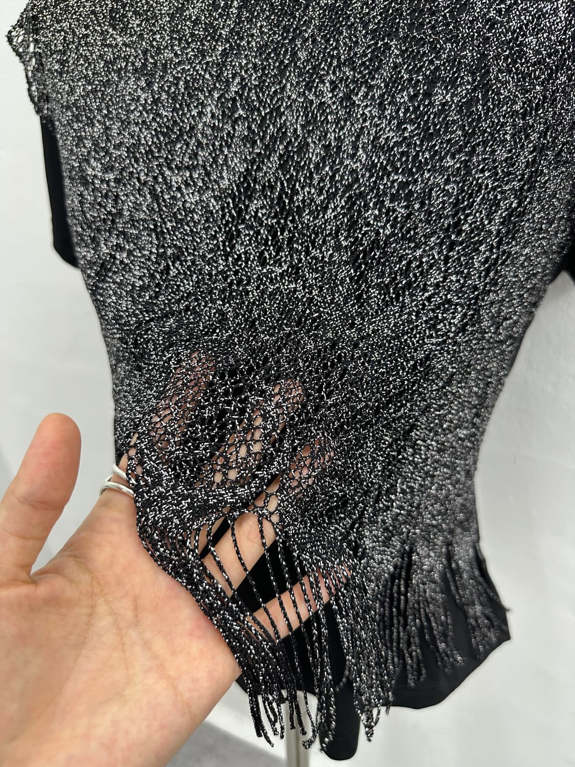 Vintage metallic fringe detail tee 상품이미지3