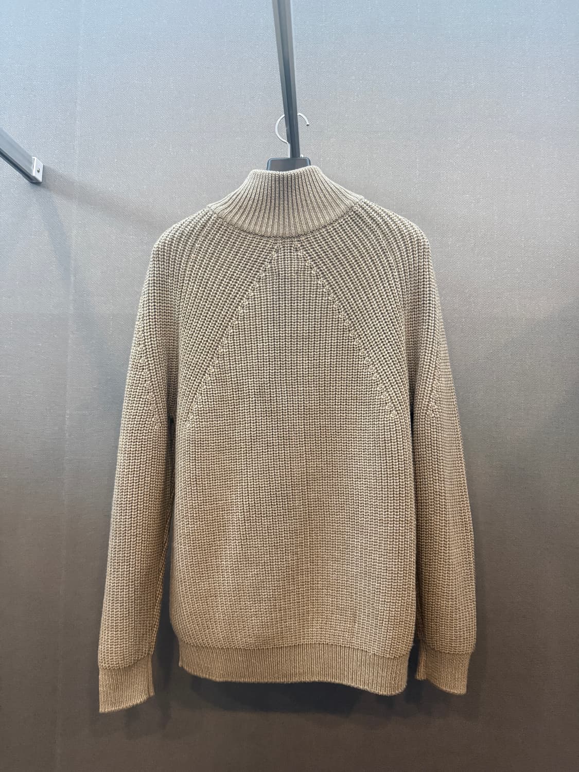 바토너 시그니처 드라이버 니트 집업 상품이미지2