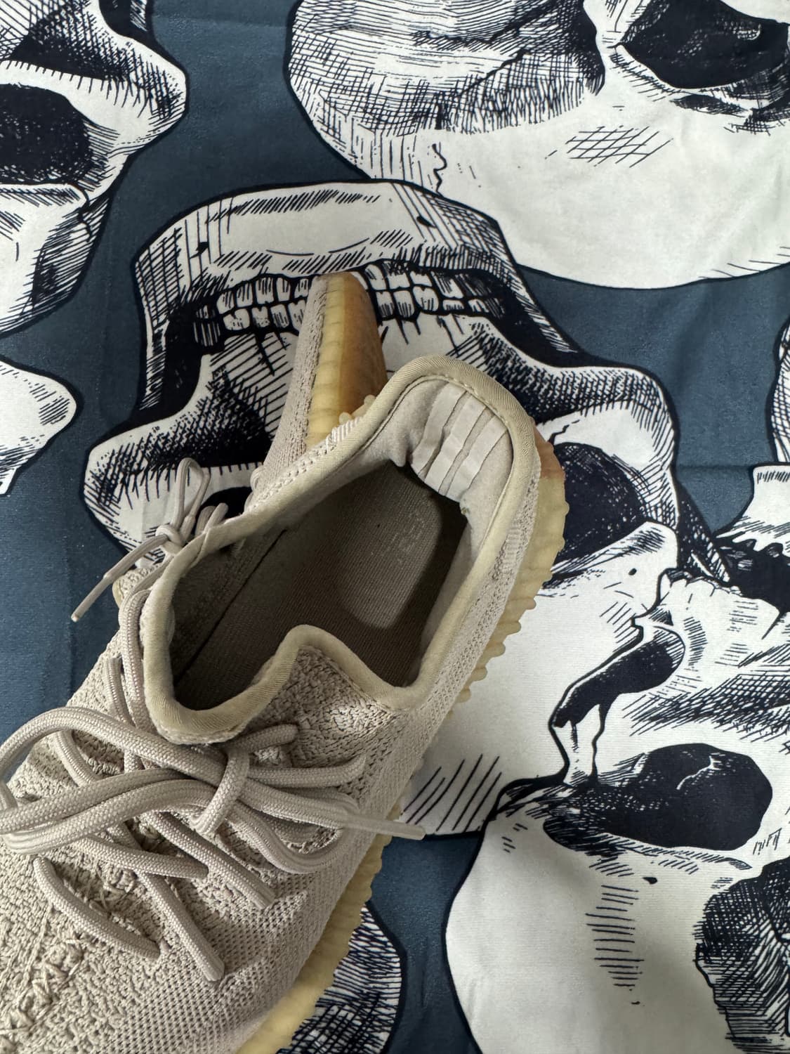 아디다스 이지부스트 세서미  270  상품이미지5