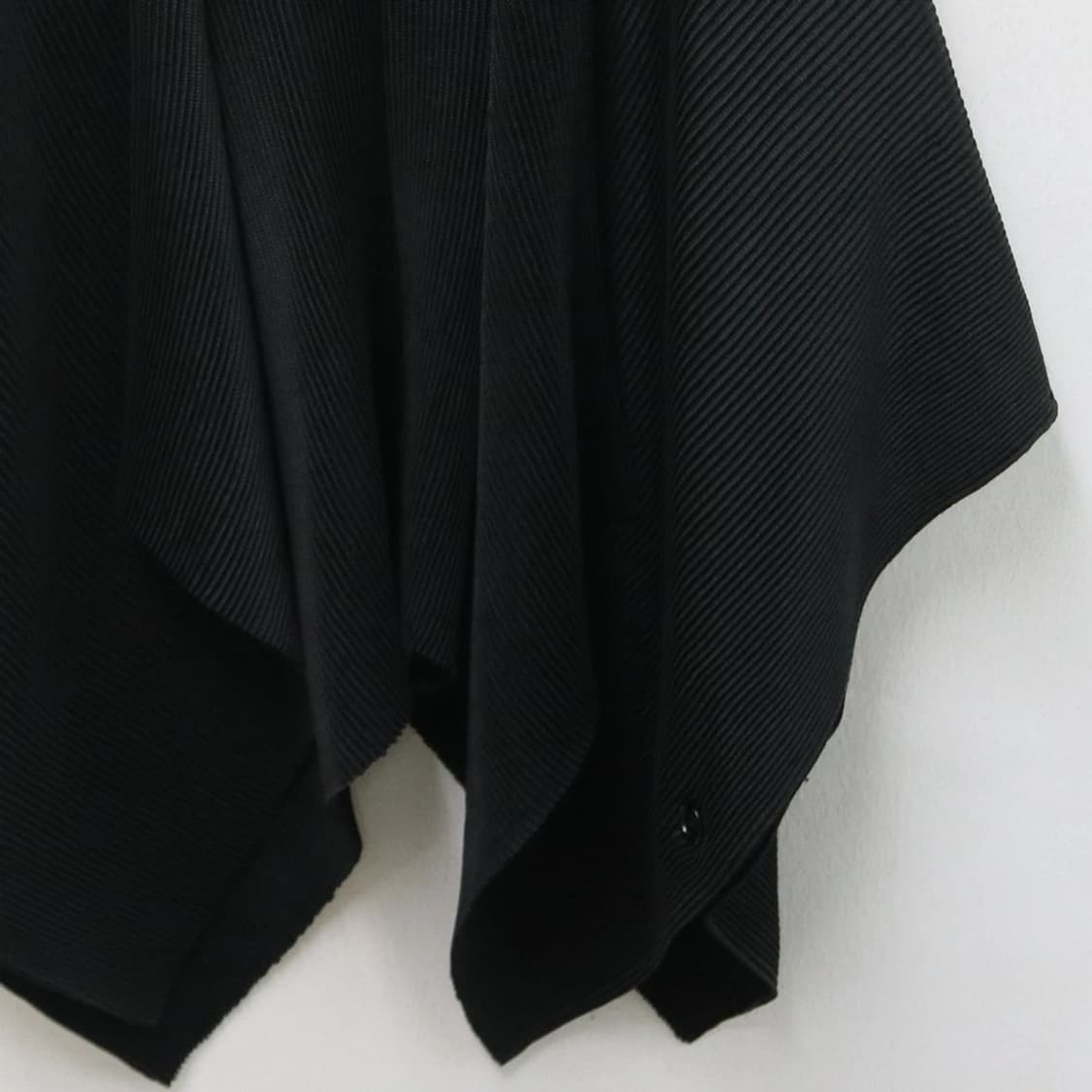 스피치오 이세이 미야케 플리츠 케이프 가디건 65232 상품이미지5
