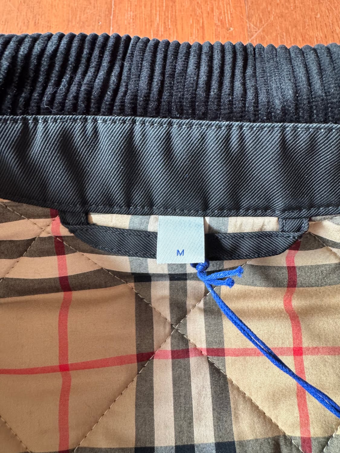 버버리 랜포드 여성 퀼팅자켓 8078519 M사이즈 블랙 상품이미지6