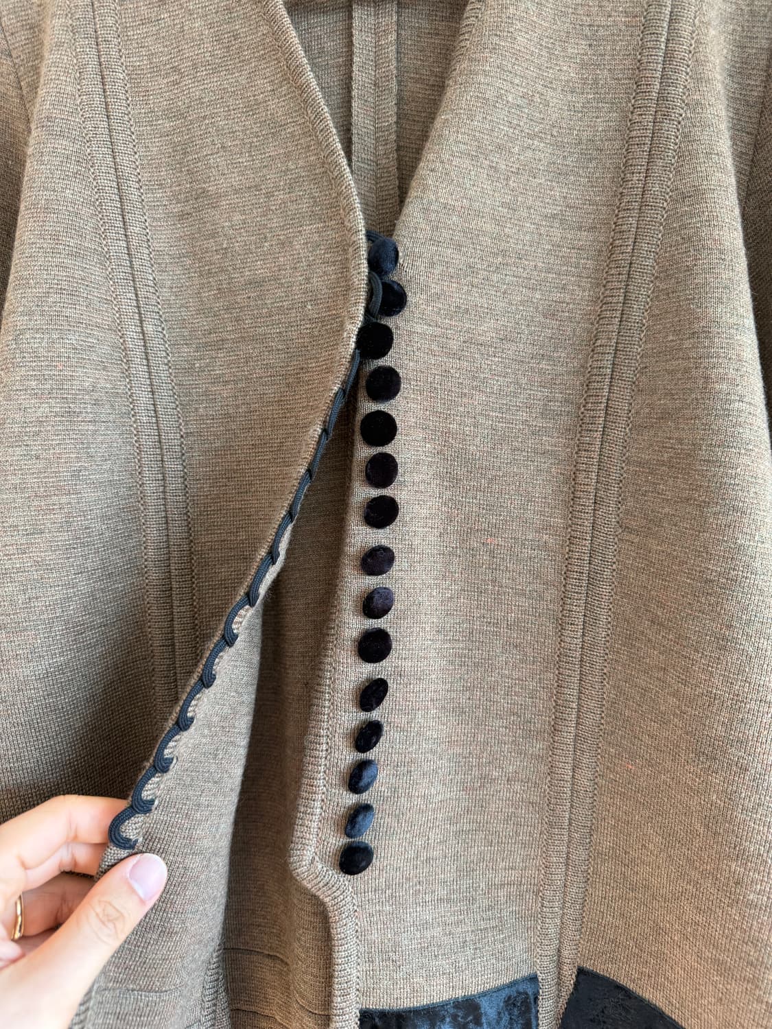 Pre owned 울 가디건 상품이미지4