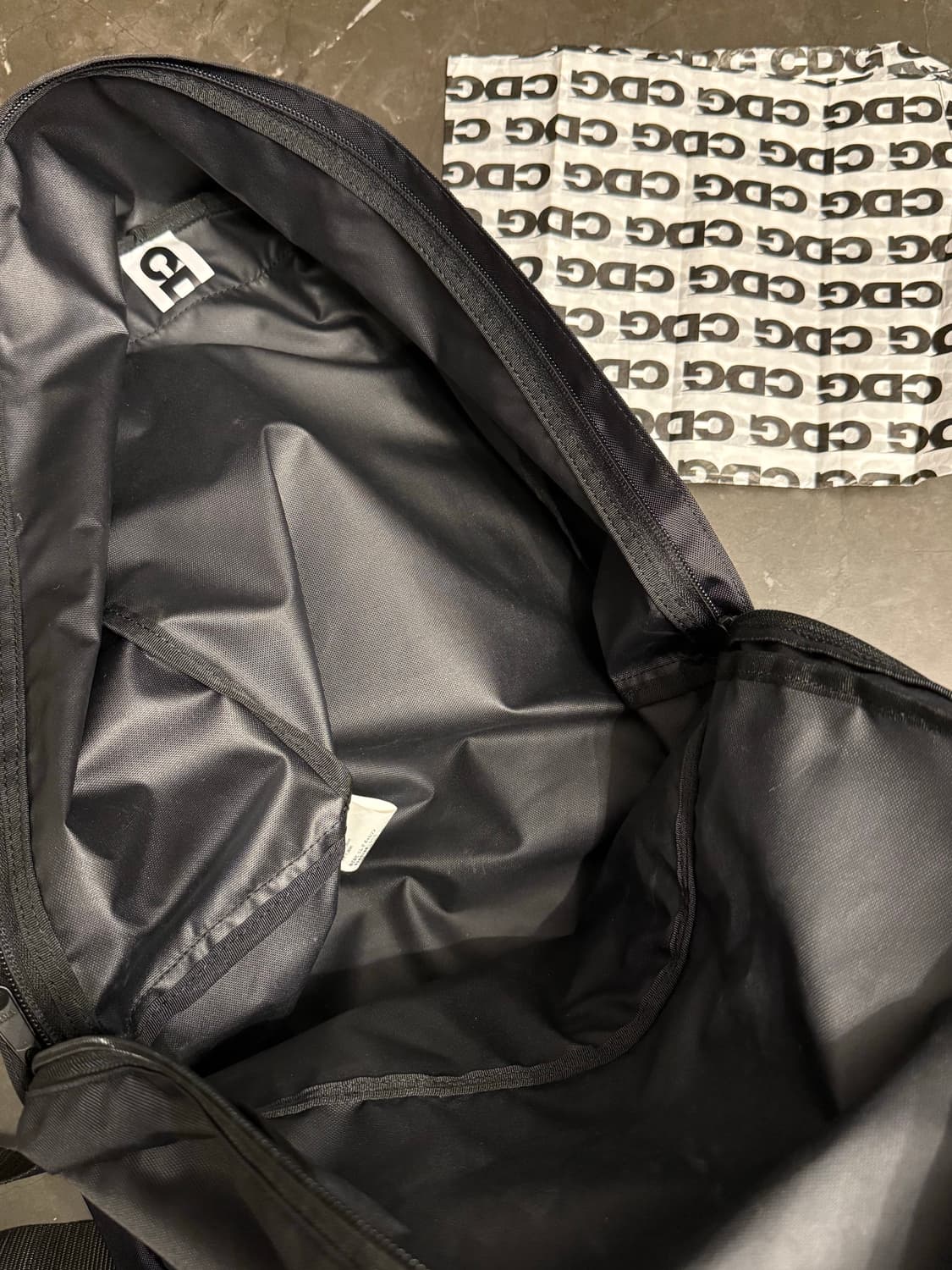 CDG 꼼데가르송 백팩 상품이미지2