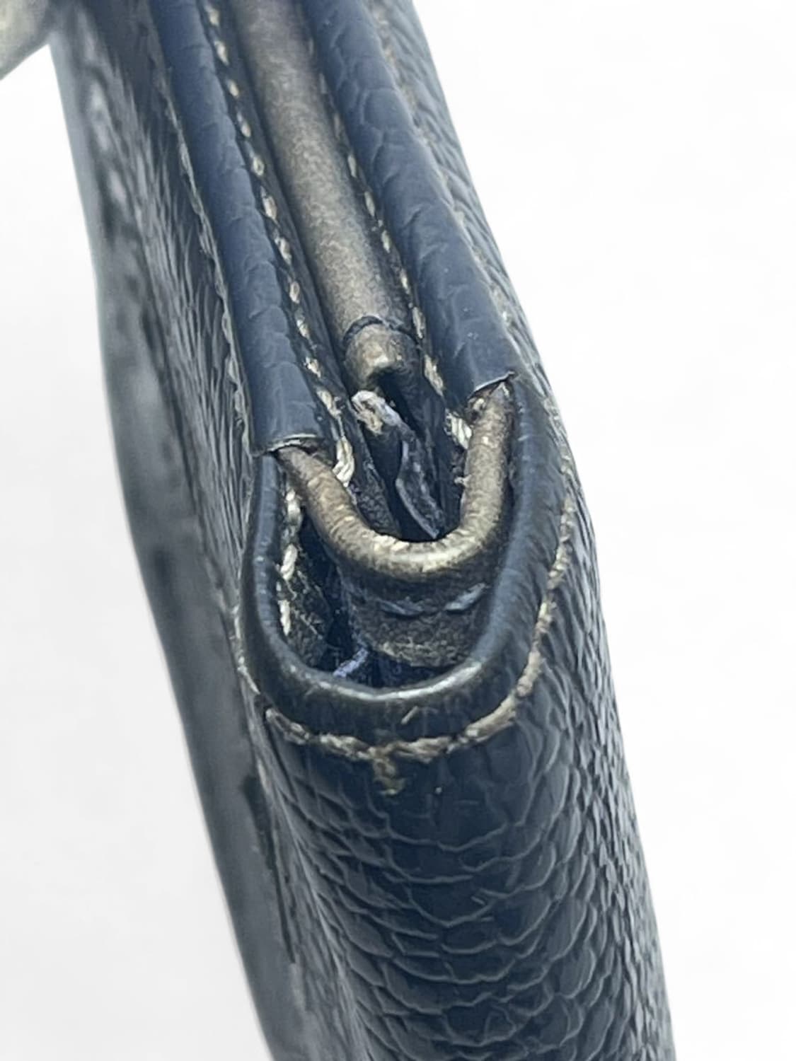 비비안 웨스트우드 스컬 가죽 지갑 상품이미지9