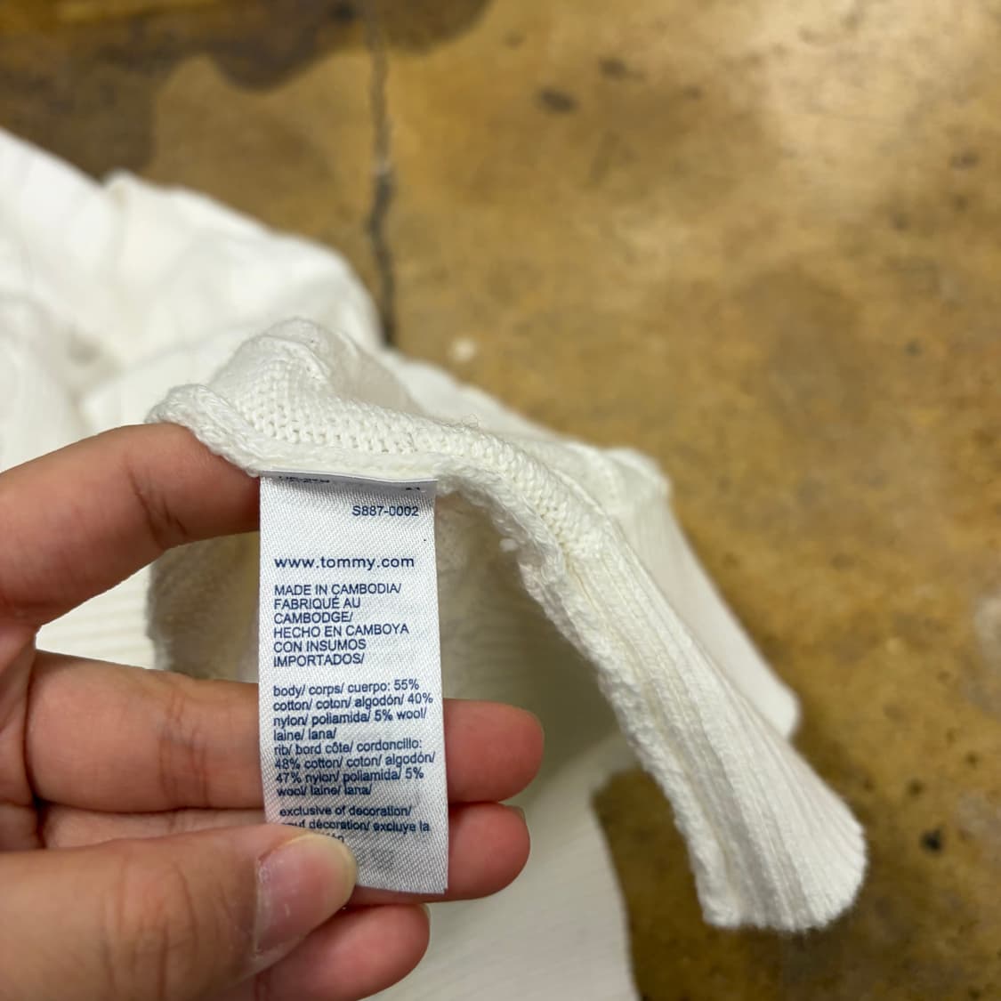 타미힐피거 소매 미니 로고 화이트 꽈배기 니트 상품이미지6