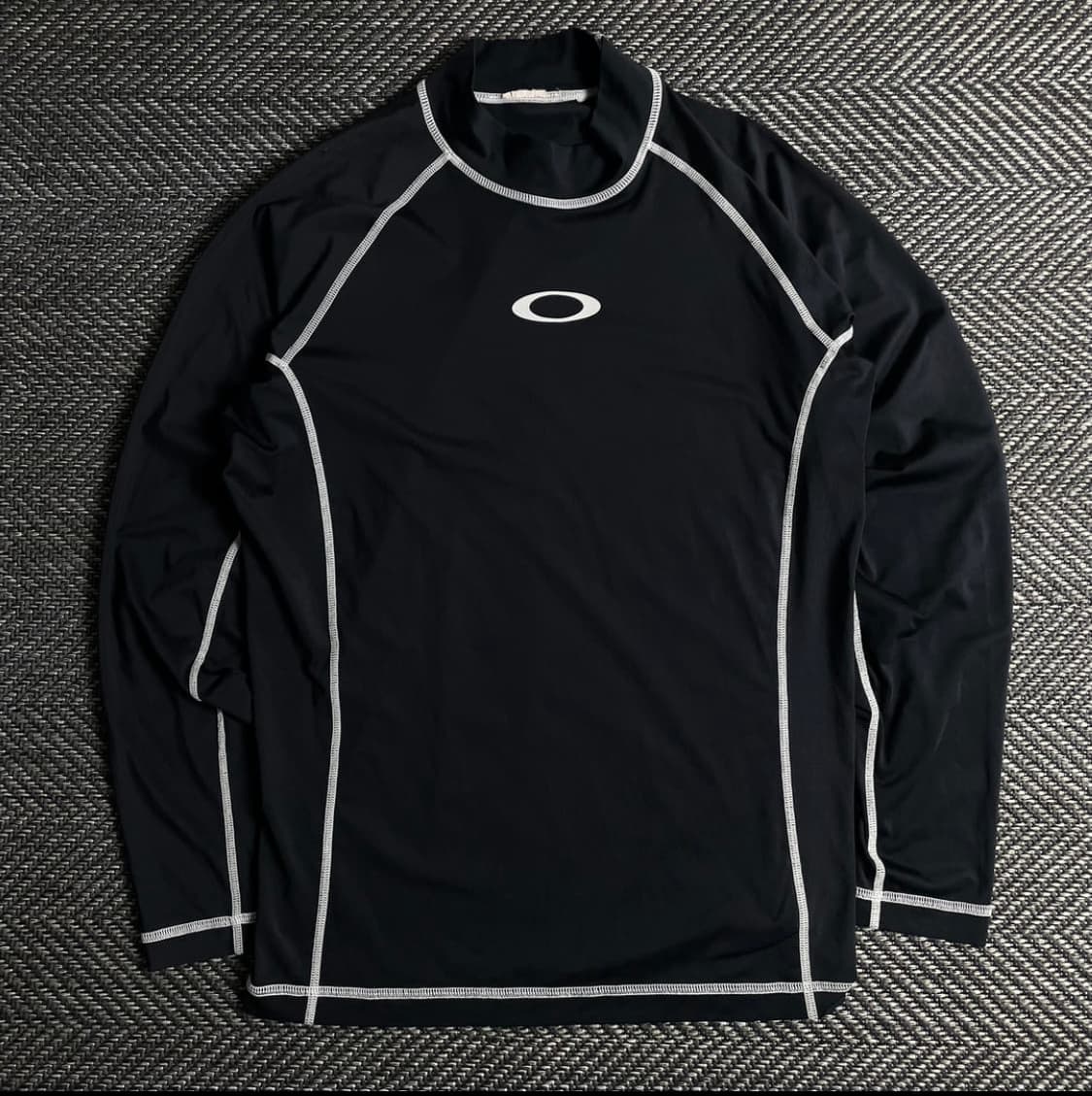 오클리 아이콘로고 스티치 디테일 트레이닝 탑o 2922 상품이미지1