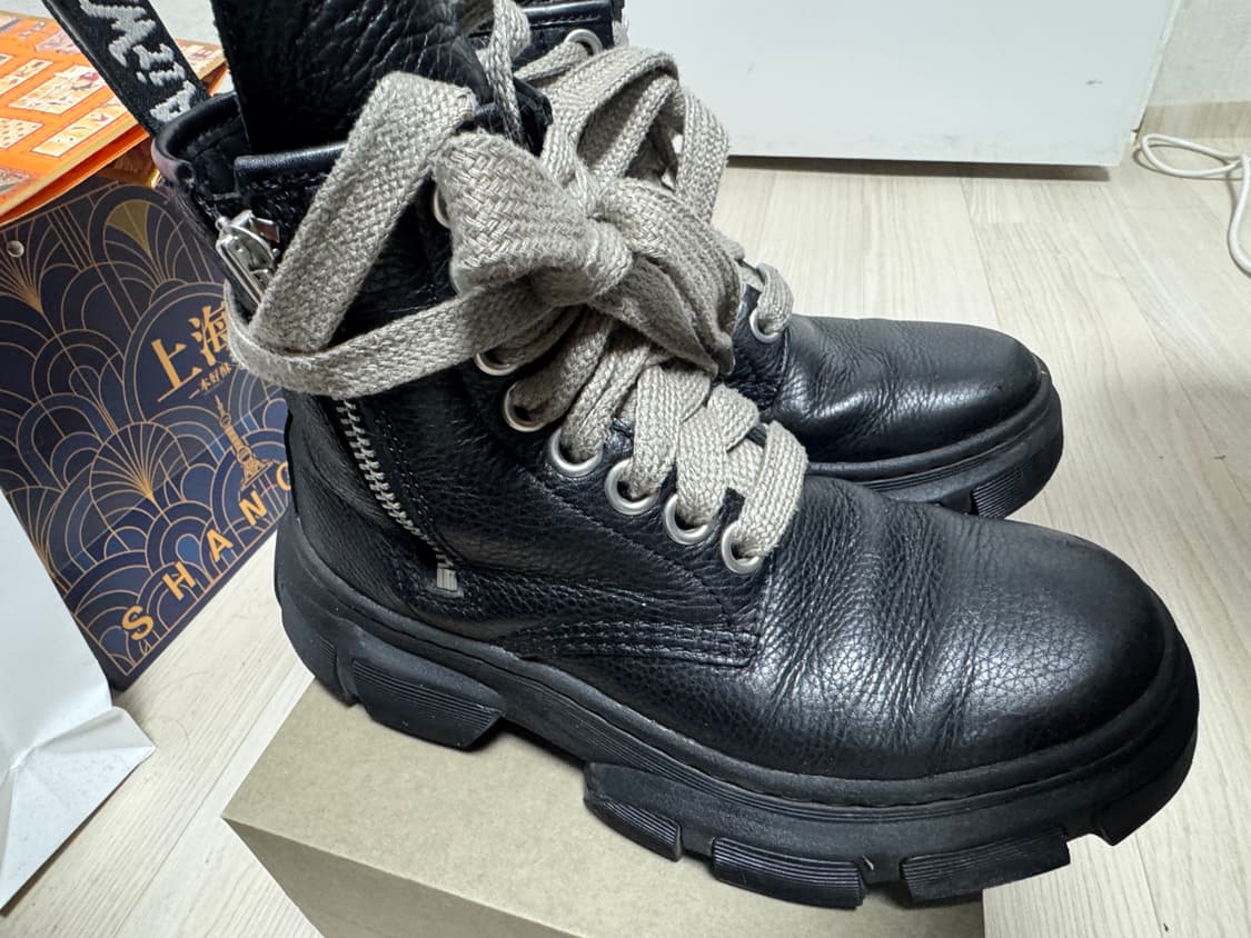 닥터마틴 X 릭 오웬스 1460 DMXL EU40사이즈 상품이미지4