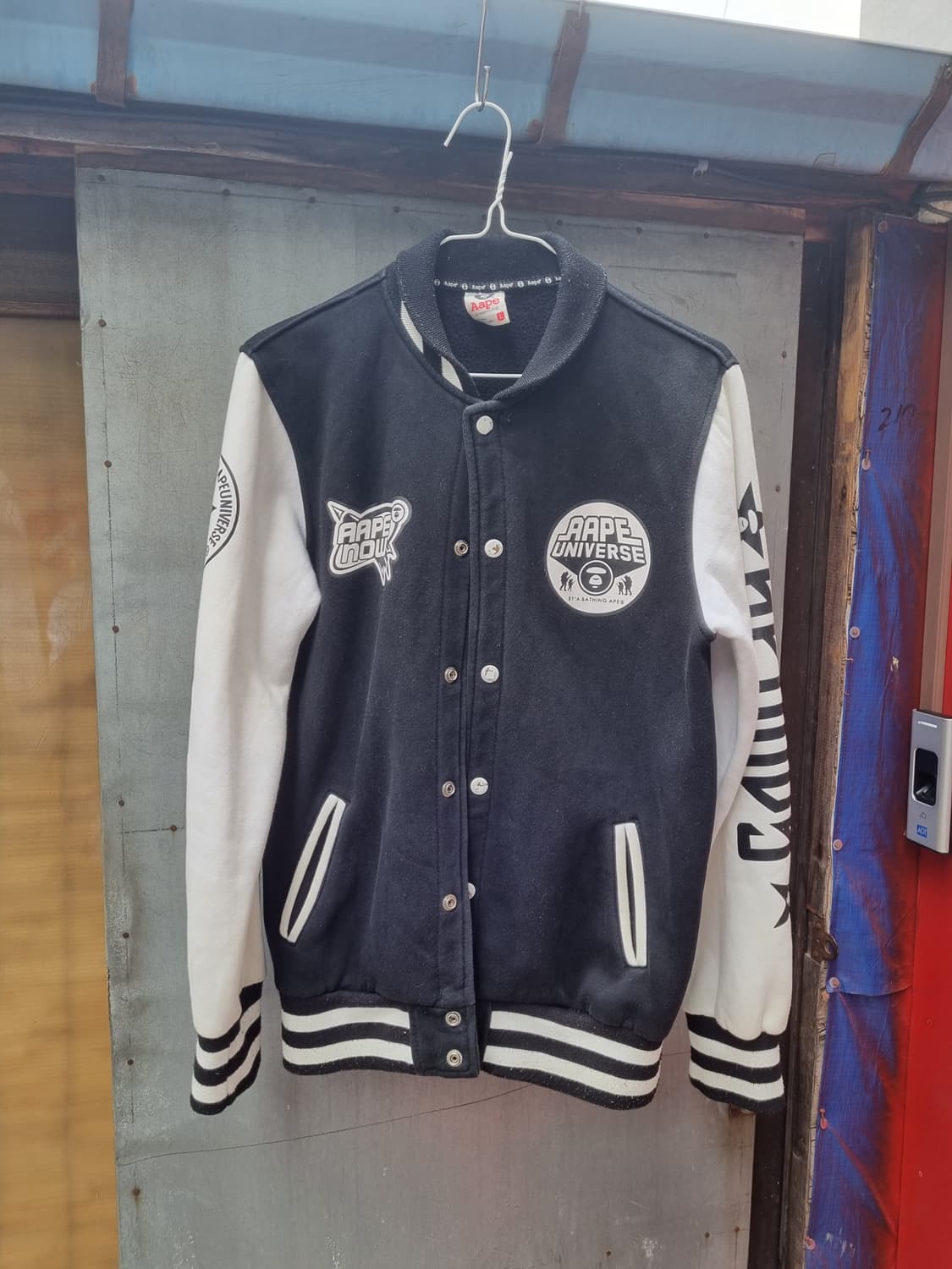 Aape universe 기모 자켓  라지 상품이미지2