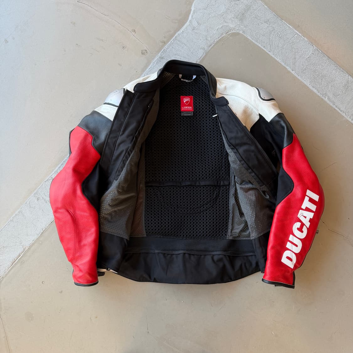 두가티 코르세 레더 레이싱 자켓 상품이미지3