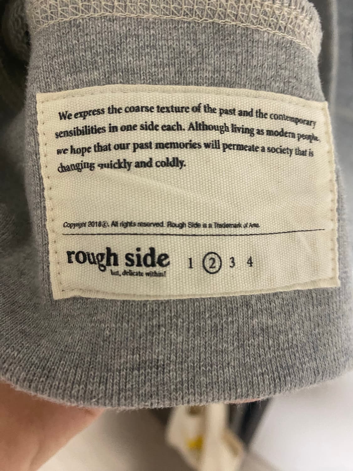 러프사이드 맨투맨 상품이미지3