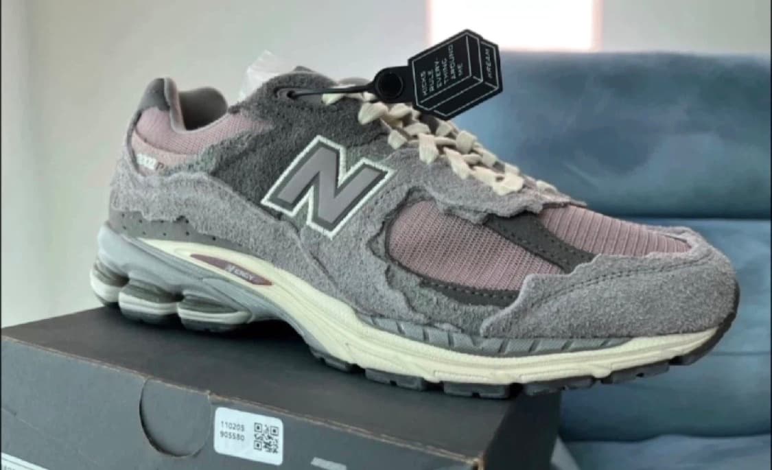 뉴발란스 2002R 프로텍션 팩 징크 에펠탑 270 상품이미지2