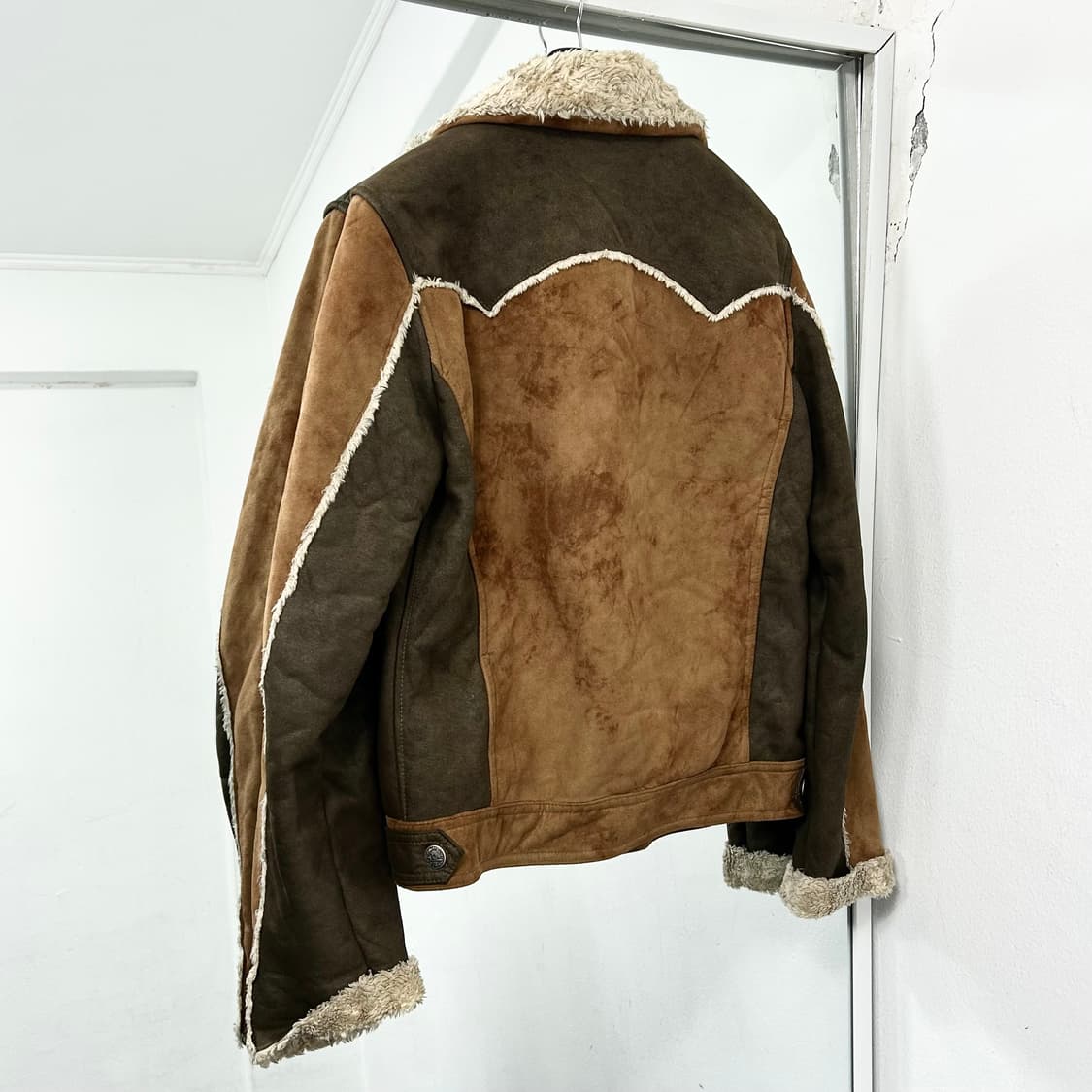 Shane Jeans 스웨이드 쉐르파 무스탕 자켓 상품이미지6