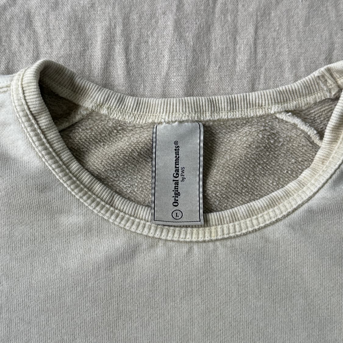 프리즘웍스 오리지널가먼츠 피그먼트 아이보리 스웻 맨투맨 L 상품이미지5