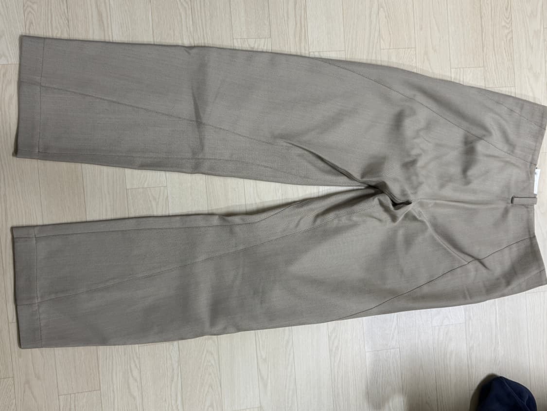 자크뮈스 24fw 울 트라우저 상품이미지7