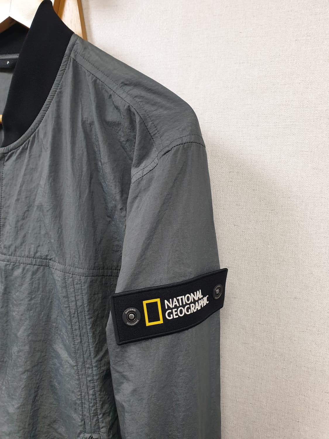 [L/100] 내셔널지오그래픽 바람막이 점퍼 상품이미지3
