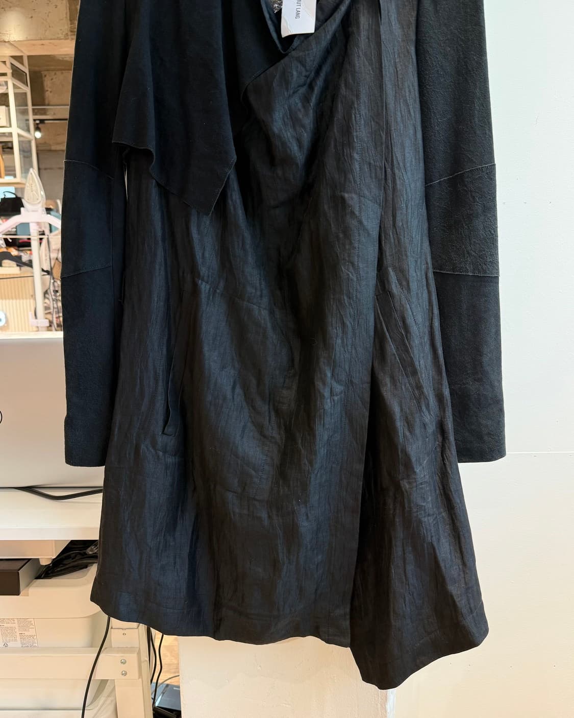 헬무트랭 블랙 드레이프 린넨 자켓  상품이미지6