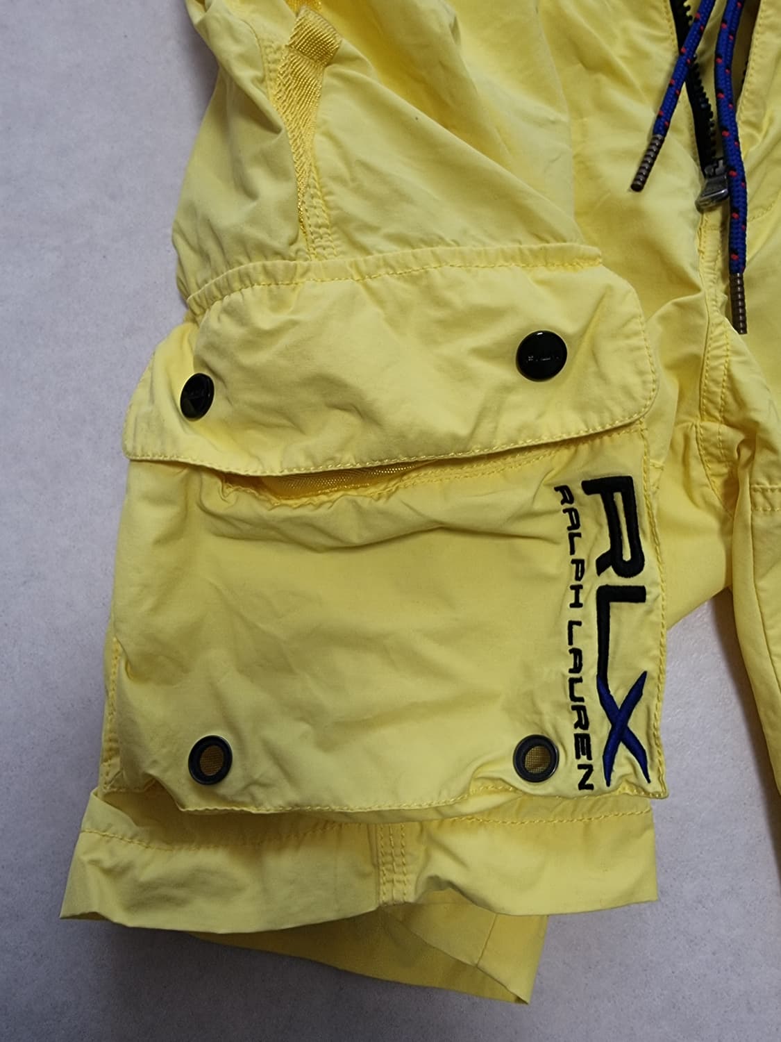 폴로 랄프로렌 RLX 옐로우 카고 반바지 상품이미지3