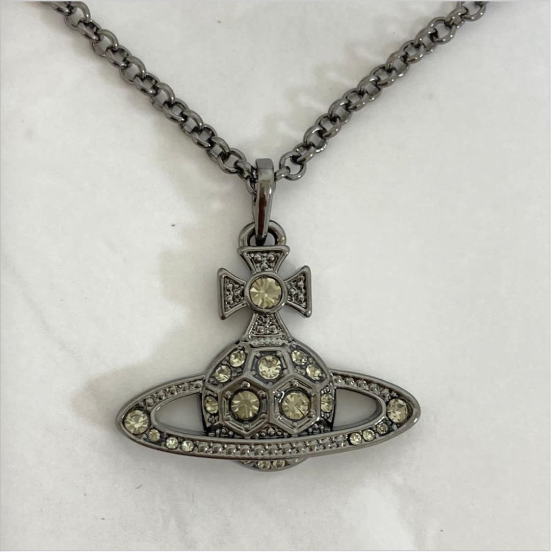 비비안웨스트우드 크리스탈 그레이실버 orb 팬던트 목걸이 상품이미지1