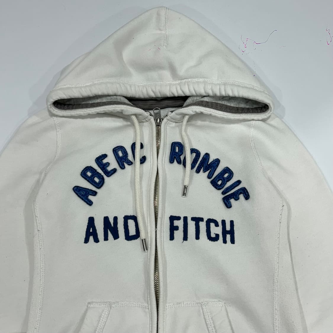 Abercrombie 아베크롬비 2-way 블루 스펠아웃 화이트 후드집업 상품이미지4