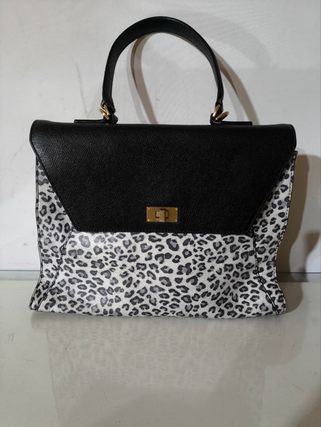 쿠론 송치 토트백 상품이미지1