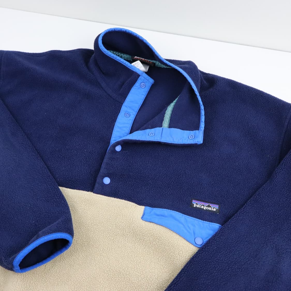 14FA 파타고니아 신칠라 스냅티 네이비/베이지 상품이미지3