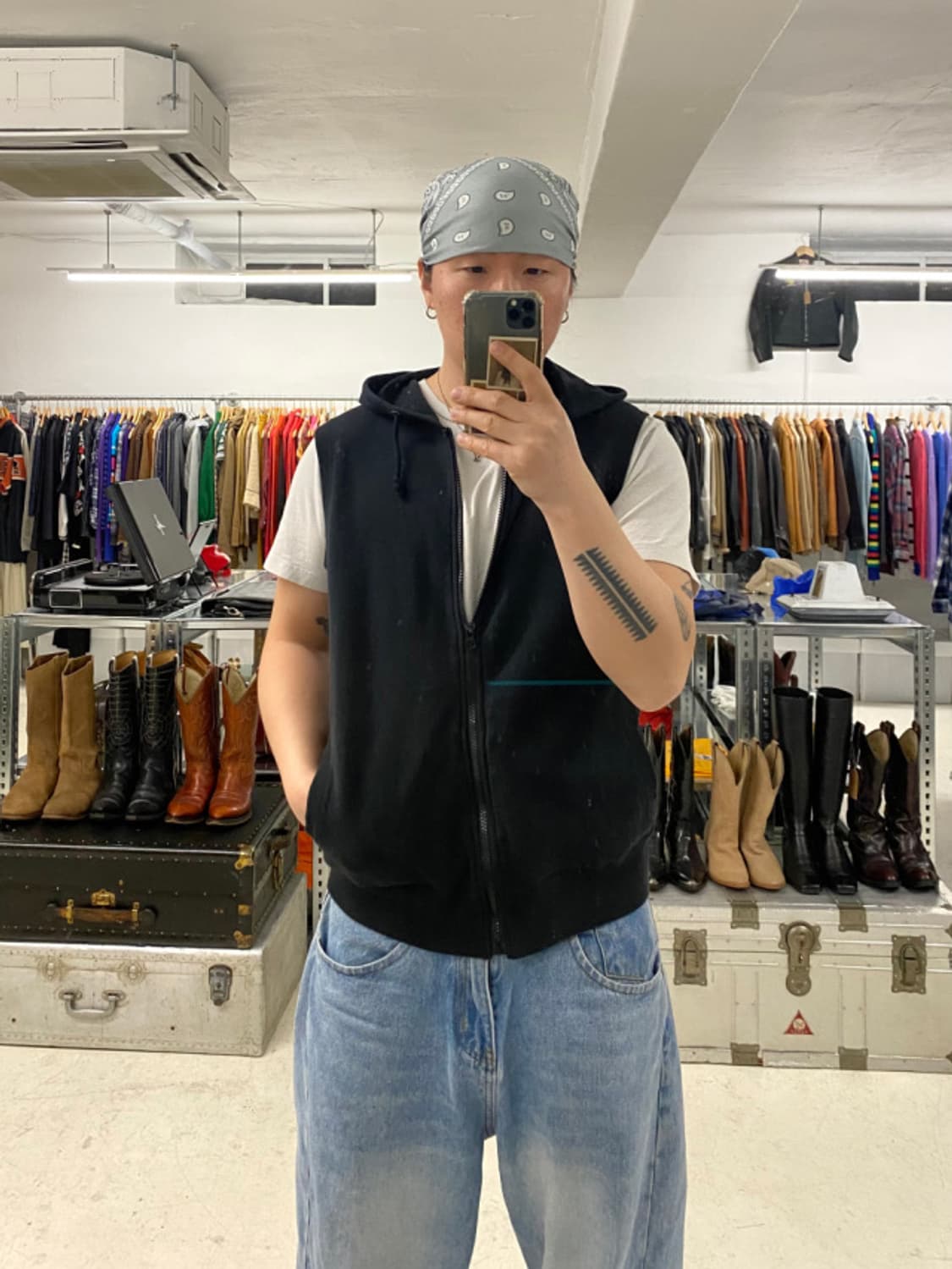 COMME CA WALK hood zip-up vest 후드 집업 베스트 상품이미지2