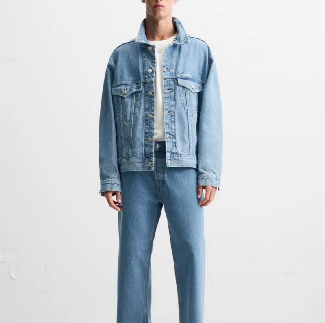 일론 머스크가 즐찾 해놓은 자라 라이트 블루 데님 자켓 상품이미지3