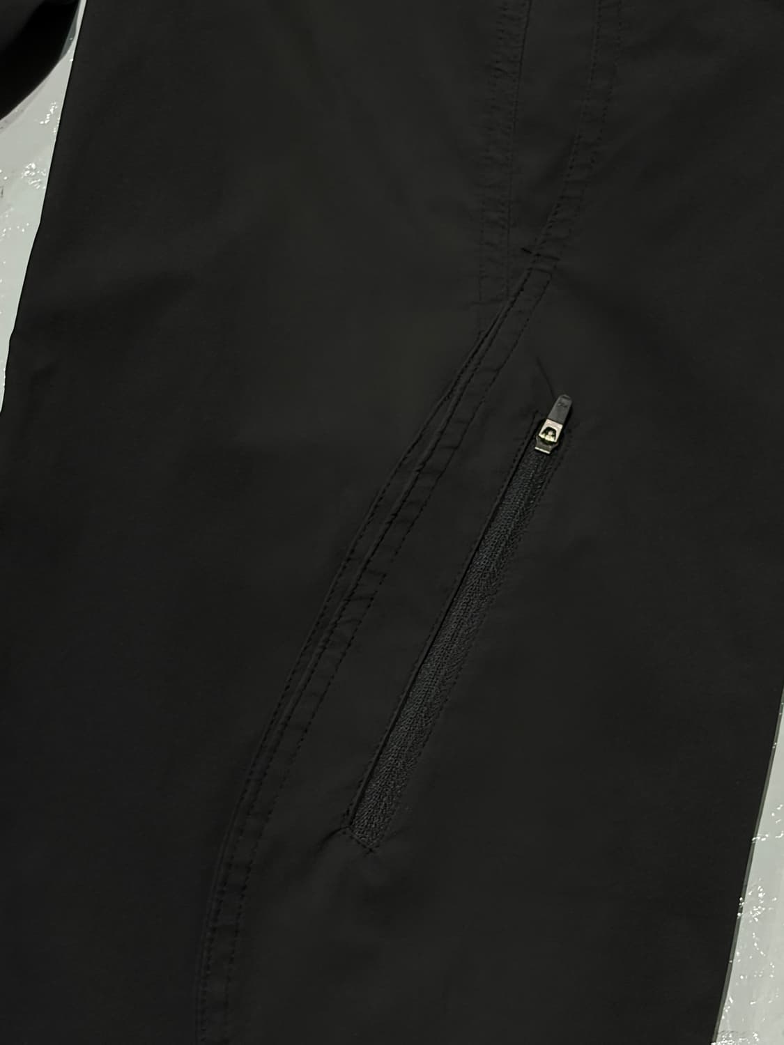 산산기어 23FW COVERING POCKET PANTS-BLACK 상품이미지3