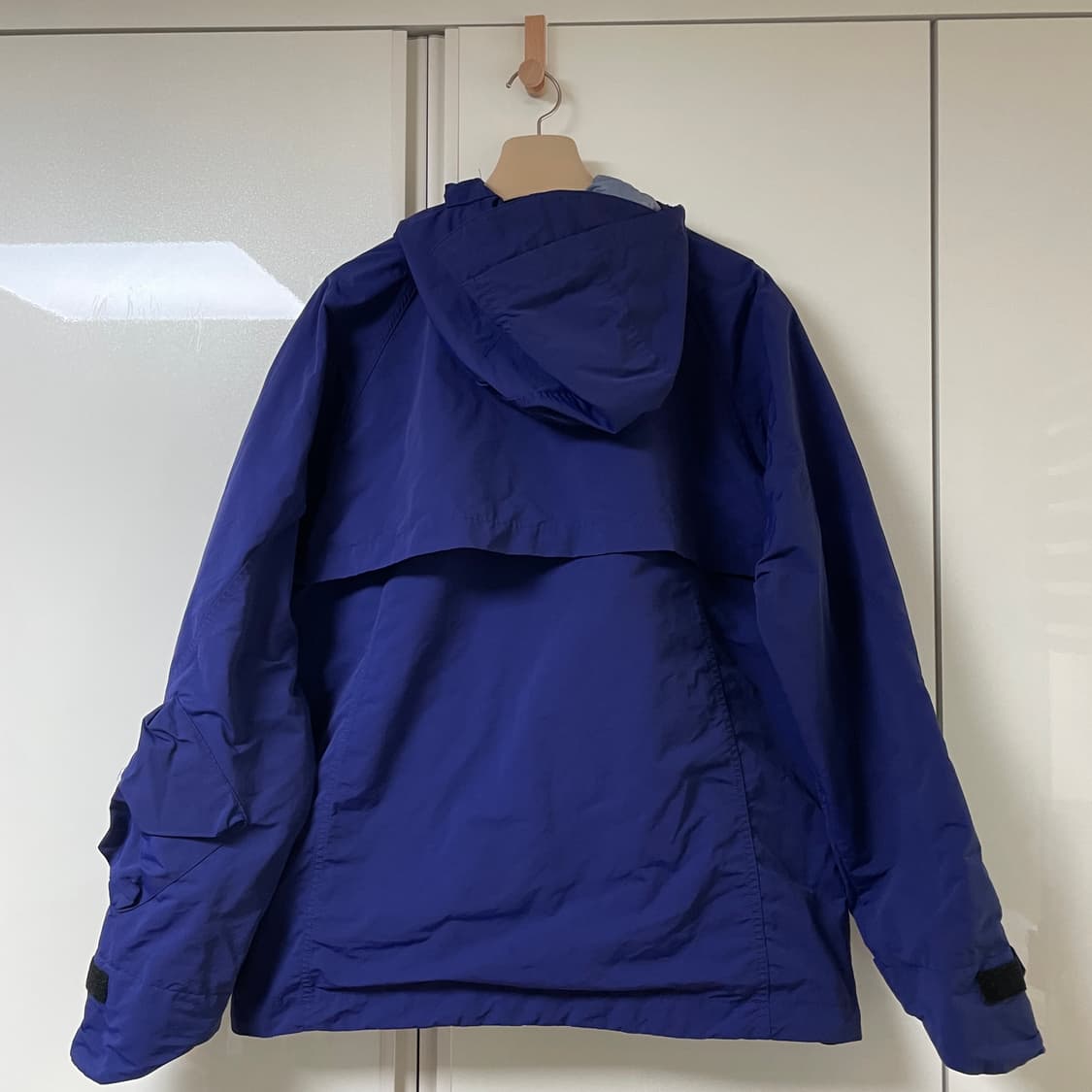 언더마이카 라이칸 리모주 21FW (레드 홀로 에디션) 1사이즈 상품이미지2