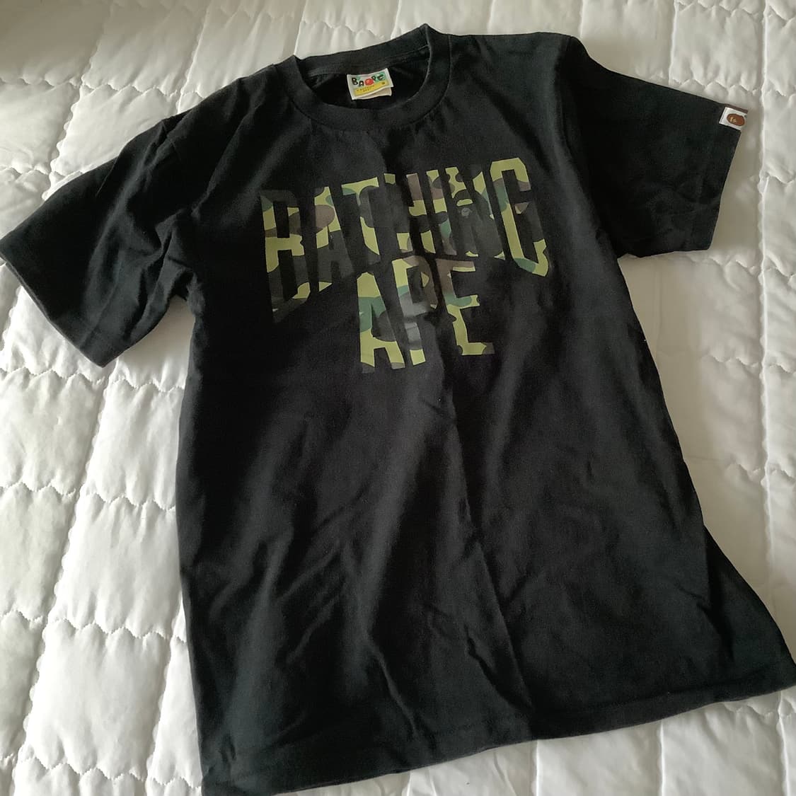 베이프 카모 레터링 반팔티 상품이미지1