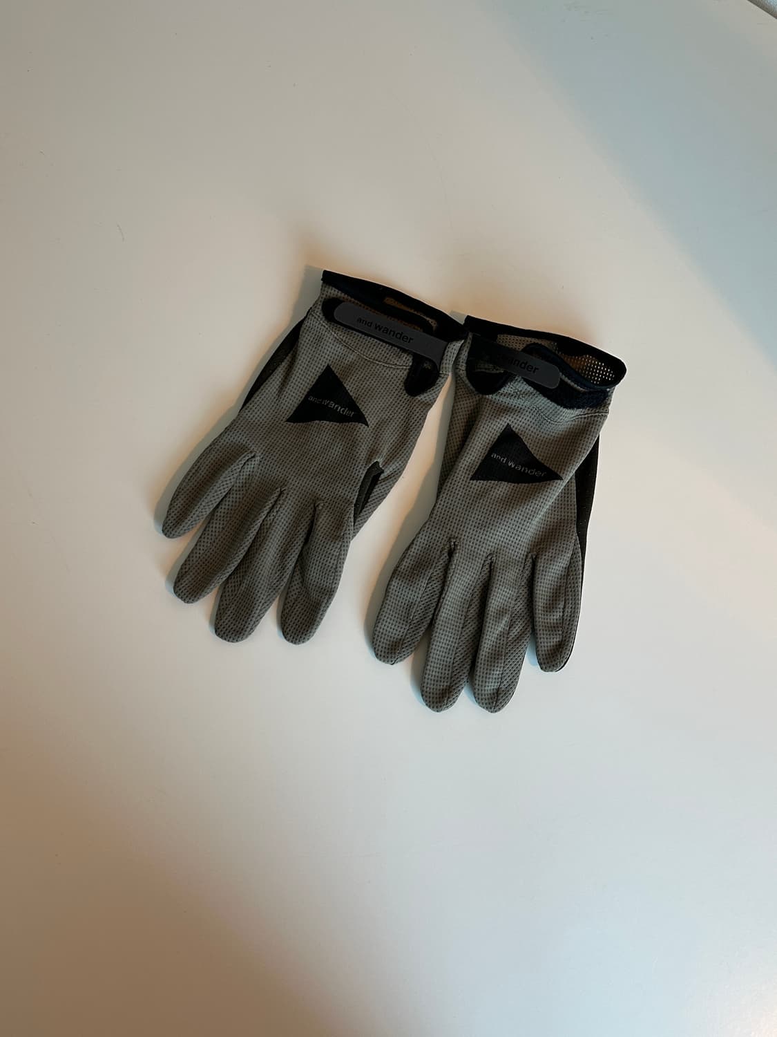 [판매]앤드원더 메쉬글러브 카키 판매 상품이미지1