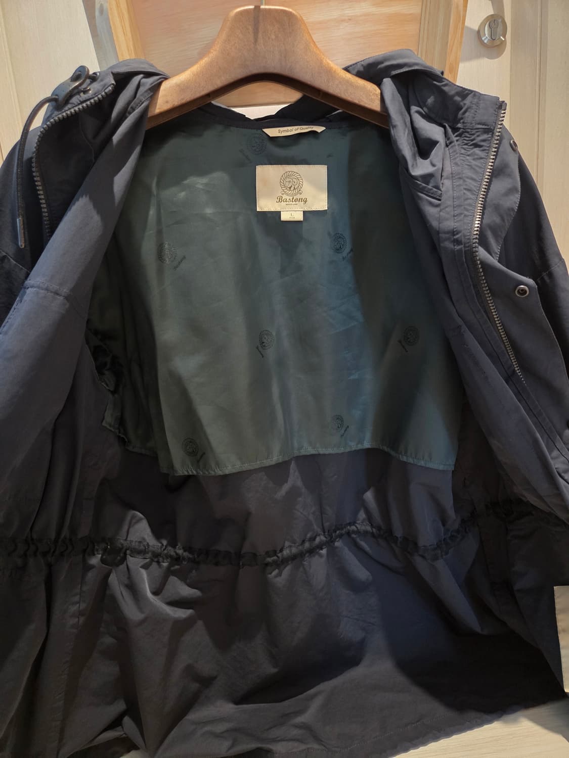 바스통 마운틴 자켓 상품이미지5