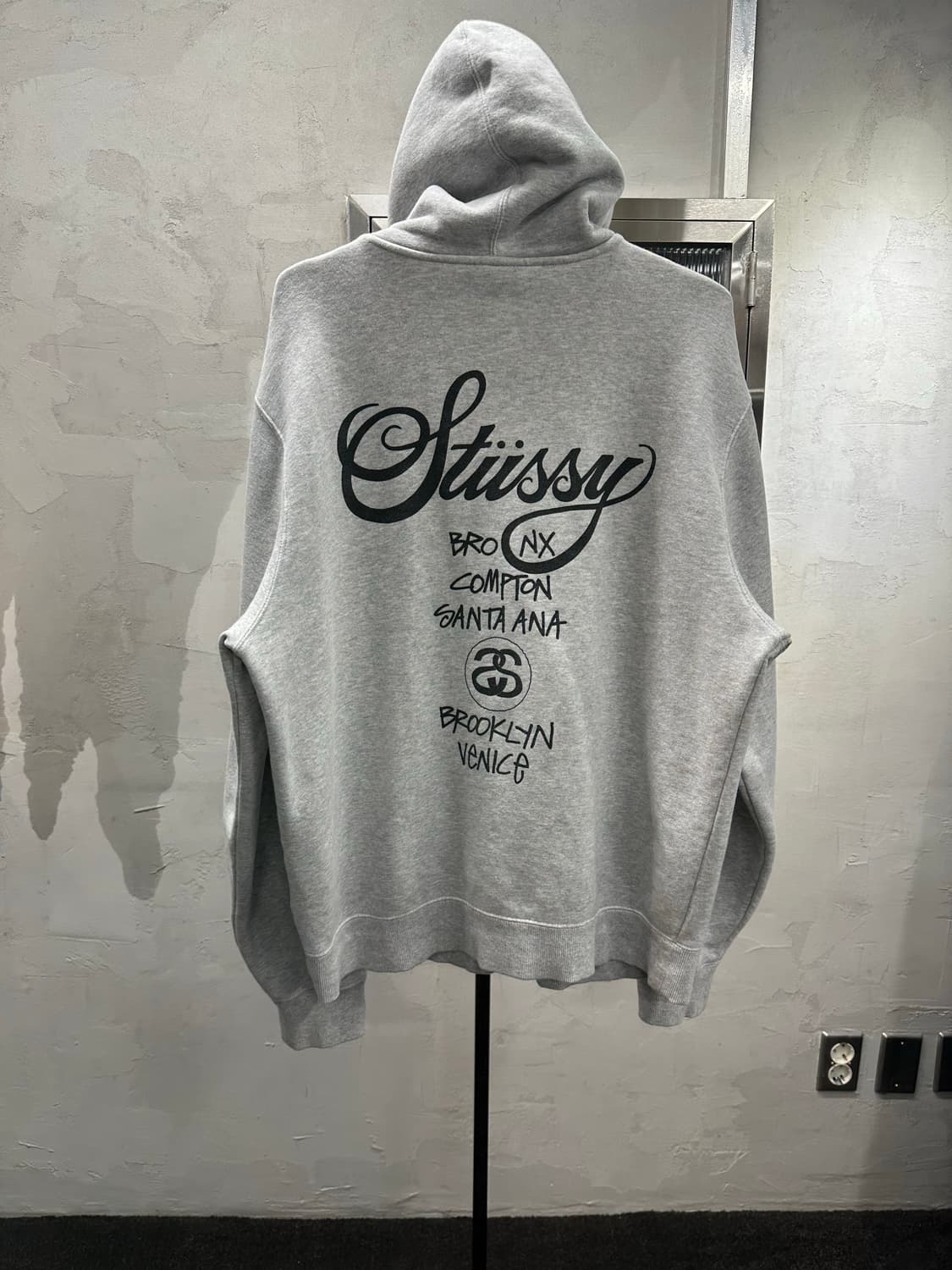 스투시 월드투어 후드집업 L  상품이미지3