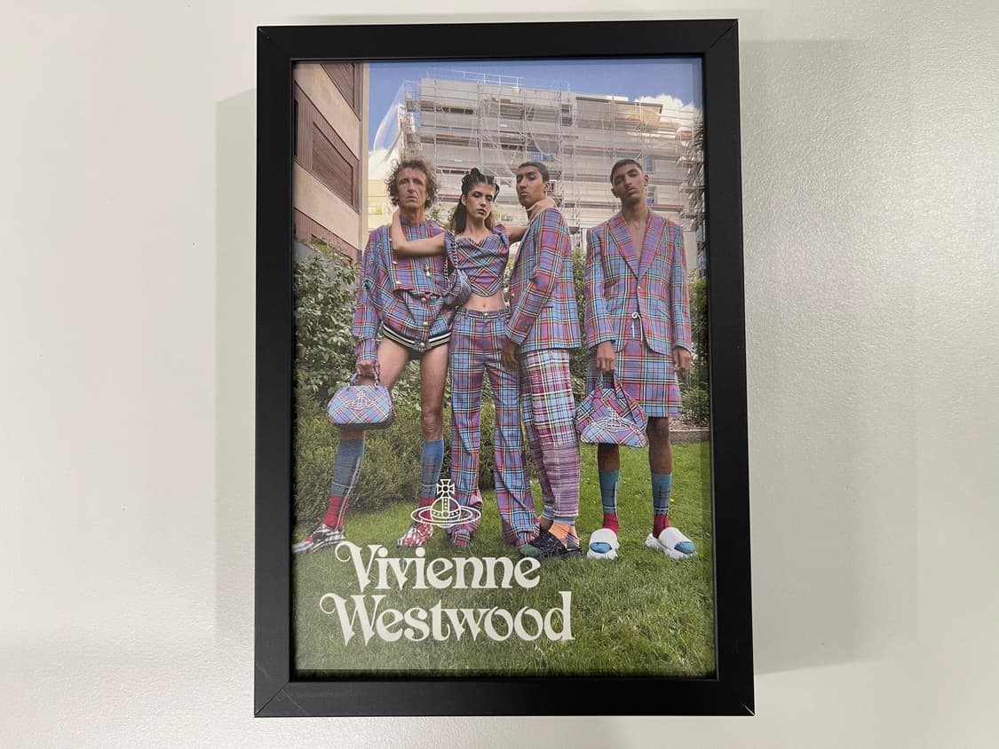 비비안웨스트우드 2023ss 아트 포토 4번 상품이미지1