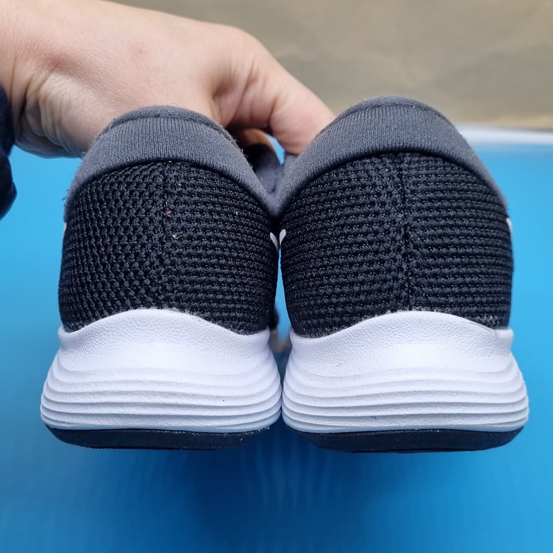 나이키 레볼루션 4 운동화220 상품이미지4