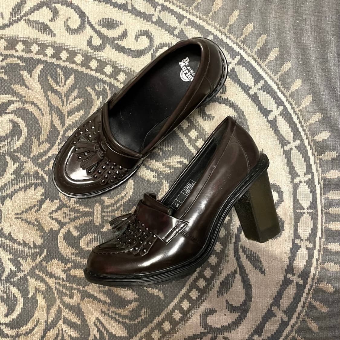 닥터마틴 (우먼) Mairwen 그레이 테슬 로퍼 힐 상품이미지2