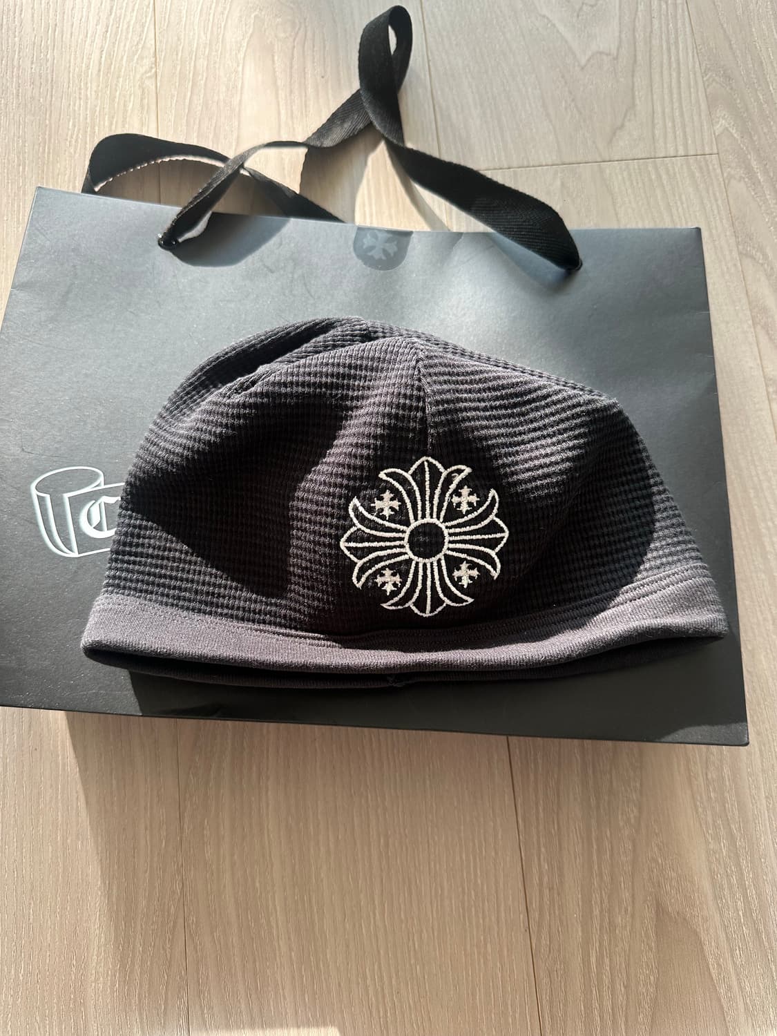 크롬하츠 스컬 크로스 로고 와플 비니 새상품 상품이미지1