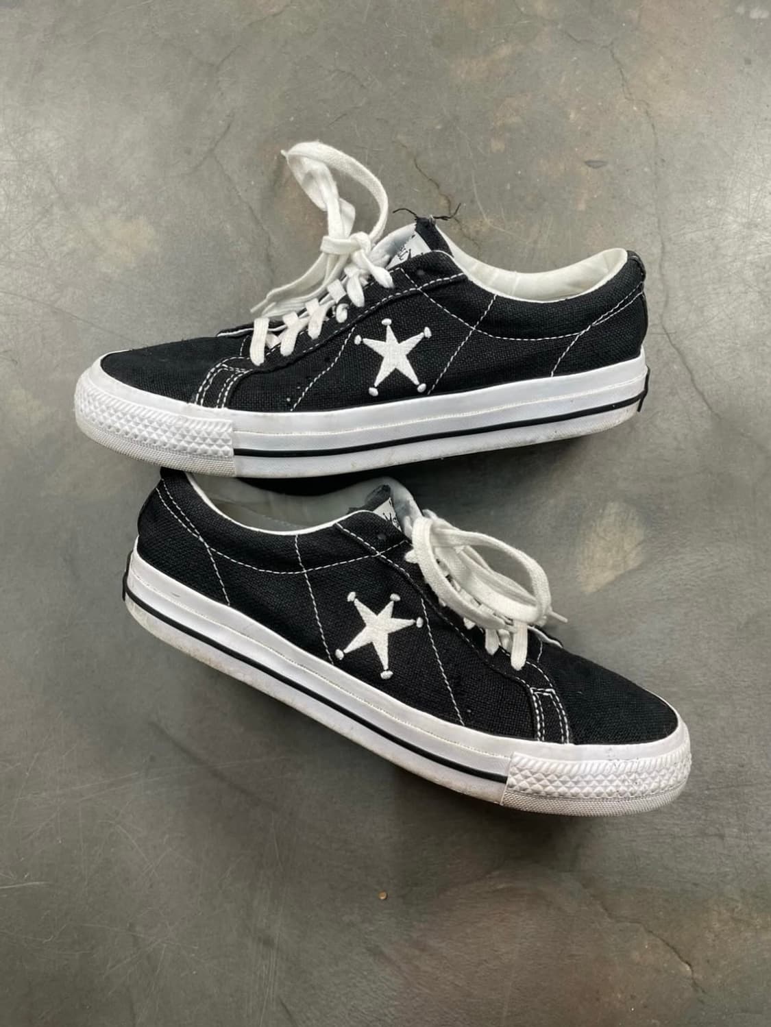 스투시 X 컨버스 스니커즈 상품이미지3