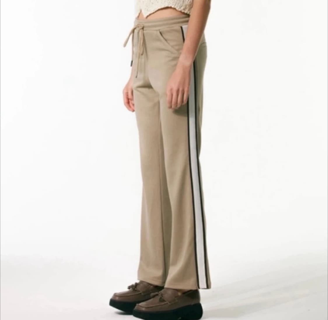 오픈와이와이 22ss 테이프드 져지 트랙 팬츠 베이지 상품이미지1