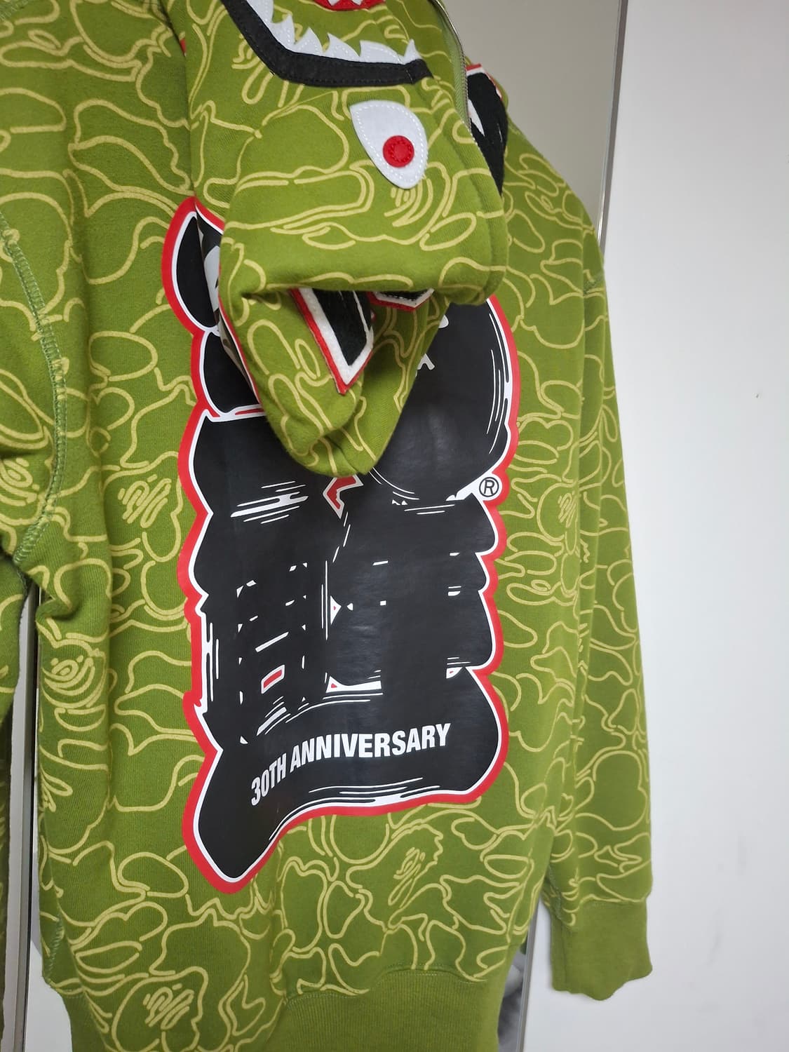 베이프 30주년 후드집업 상품이미지4