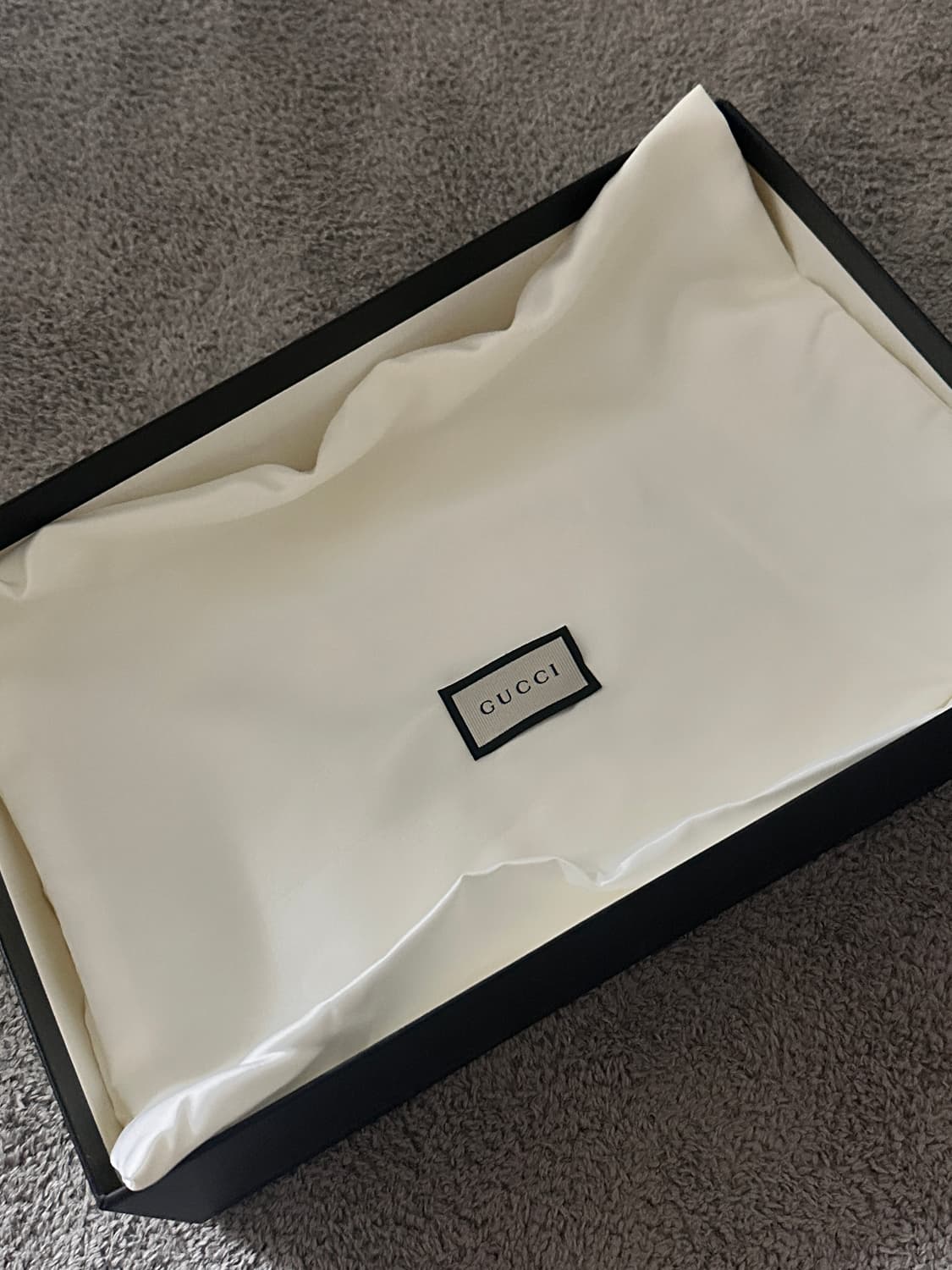 구찌 마이크로시마 크로스백 블랙 상품이미지1