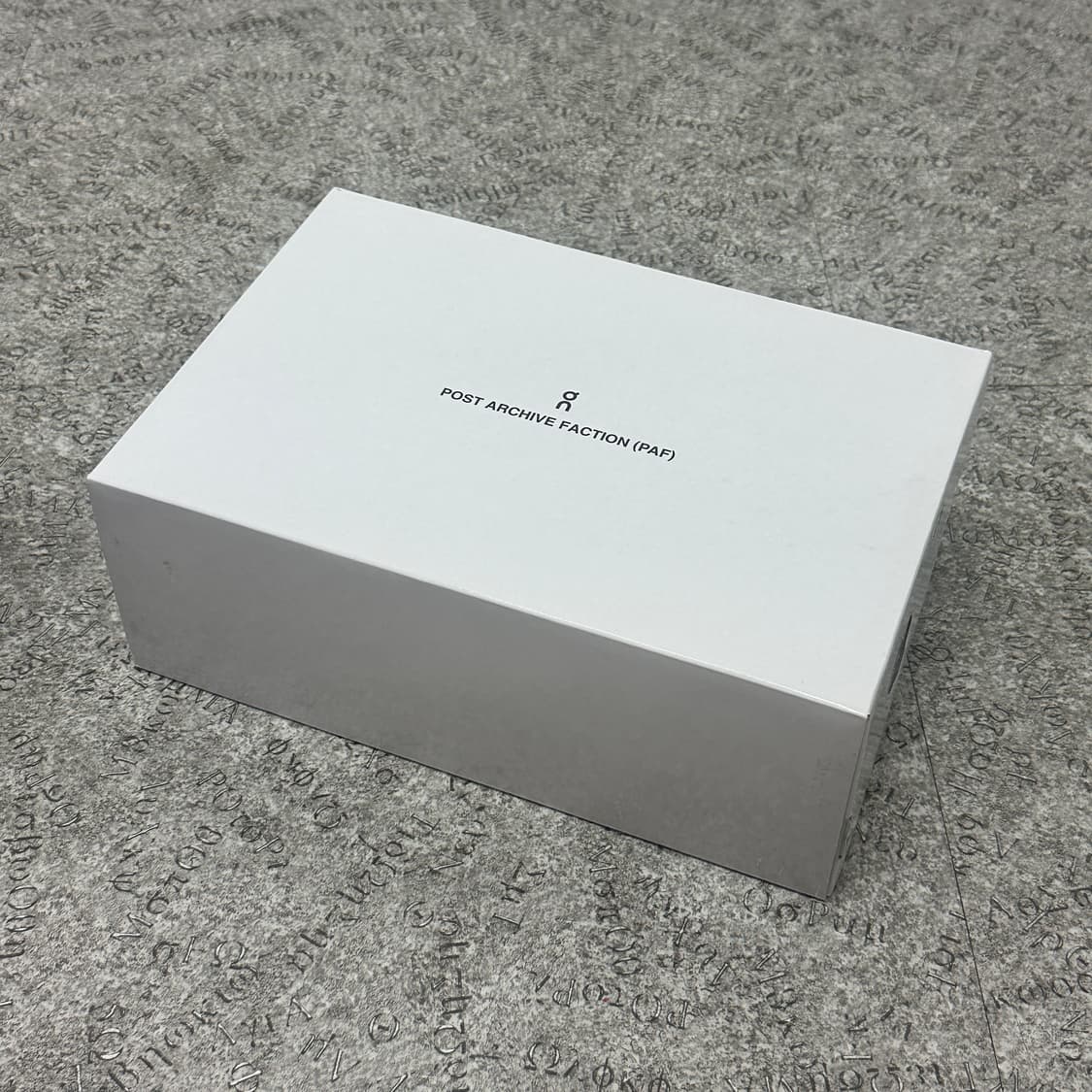 온러닝x파프 클라우드벤쳐 카카오 에스프레소 265 상품이미지3