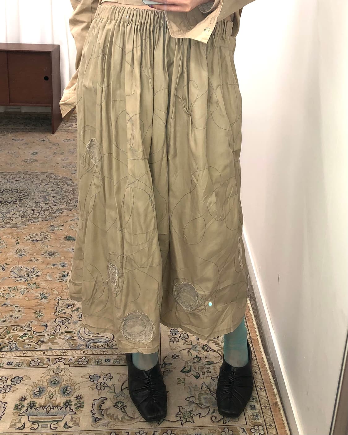 베이지 플라워 밴딩 스커트 상품이미지1