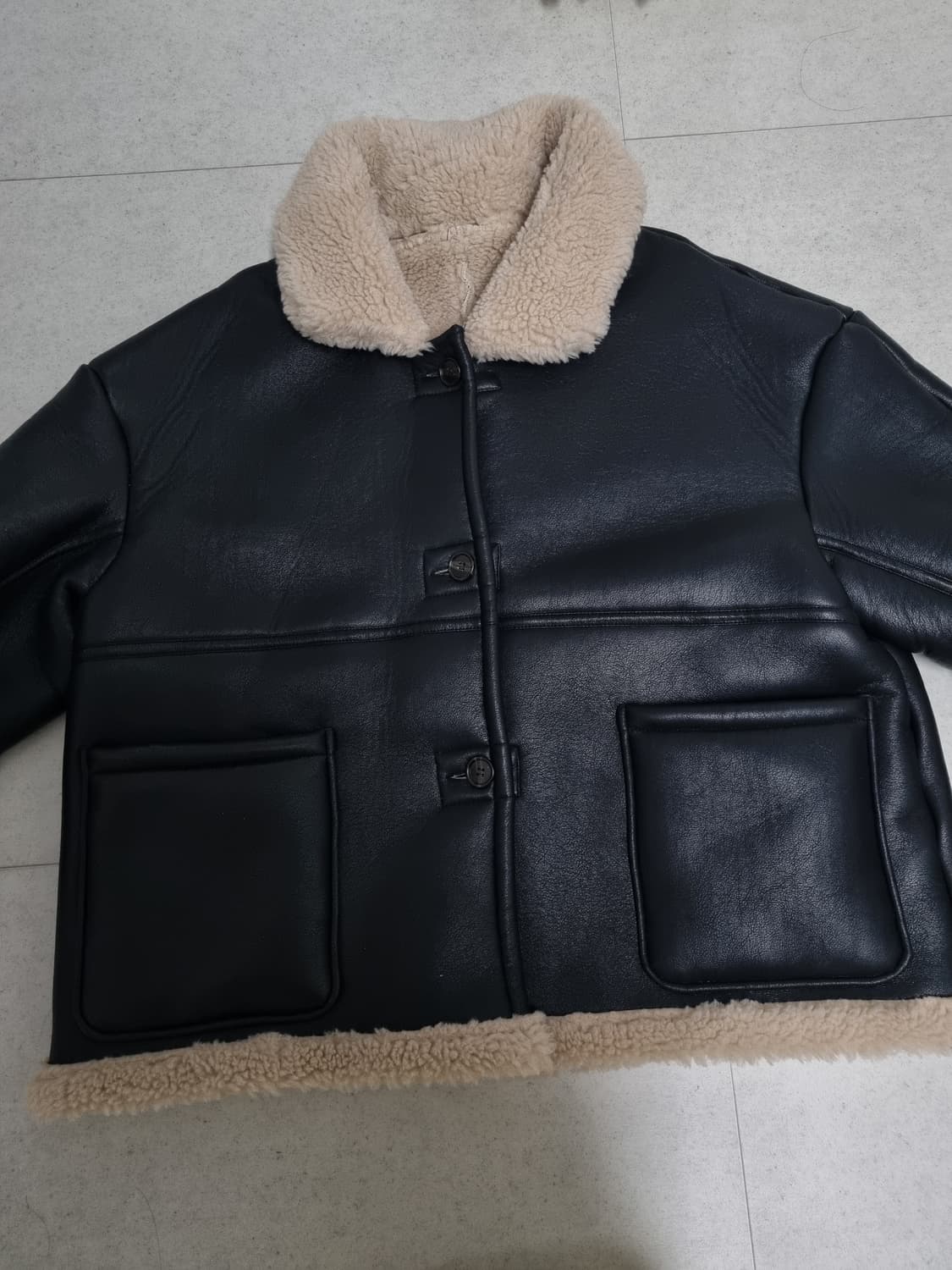 라미네즈 리버시블 무스탕 상품이미지4