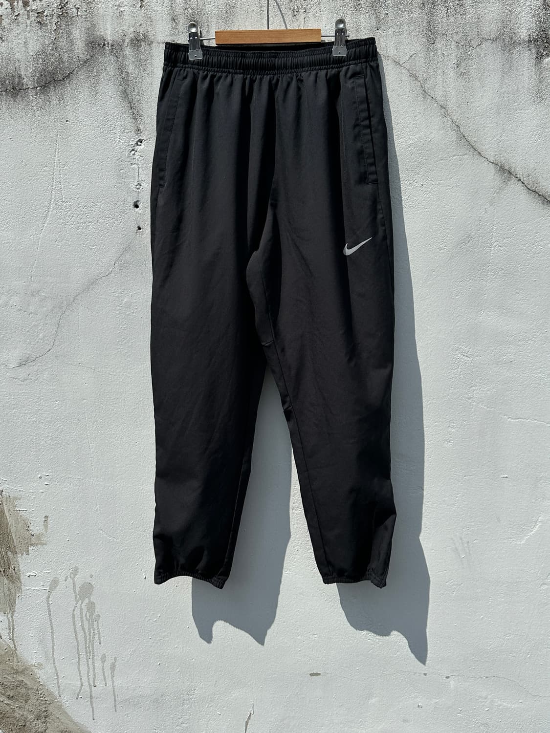 [M] 나이키 블랙 러닝 트레이닝 팬츠 상품이미지1