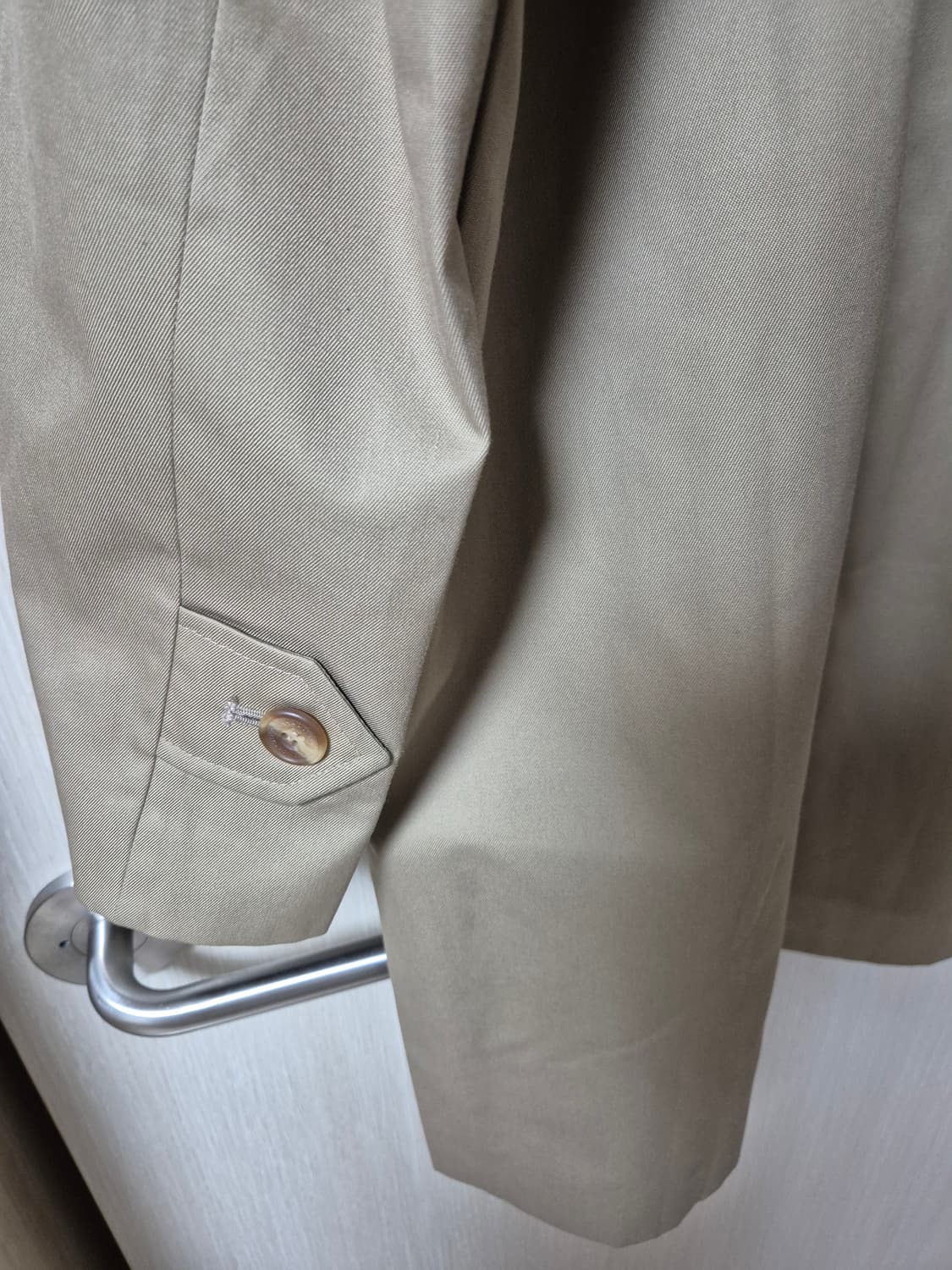 아쿠아스큐텀 싱글코트 트렌치코트  남성 M  100 상품이미지7