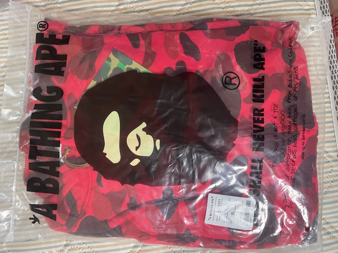 베이프 레드 샤크 후드집업 m xl 상품이미지2