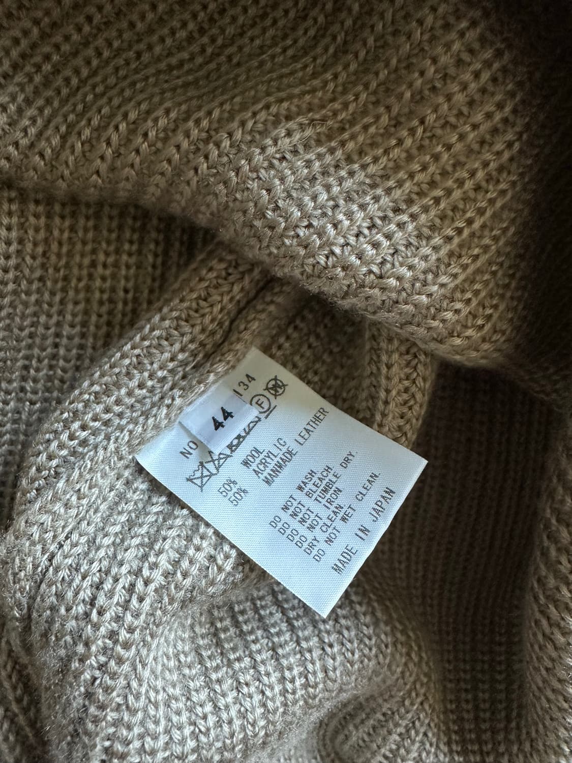 FACTOTUM JEANS 베이지색 니트 스웨터 상품이미지5
