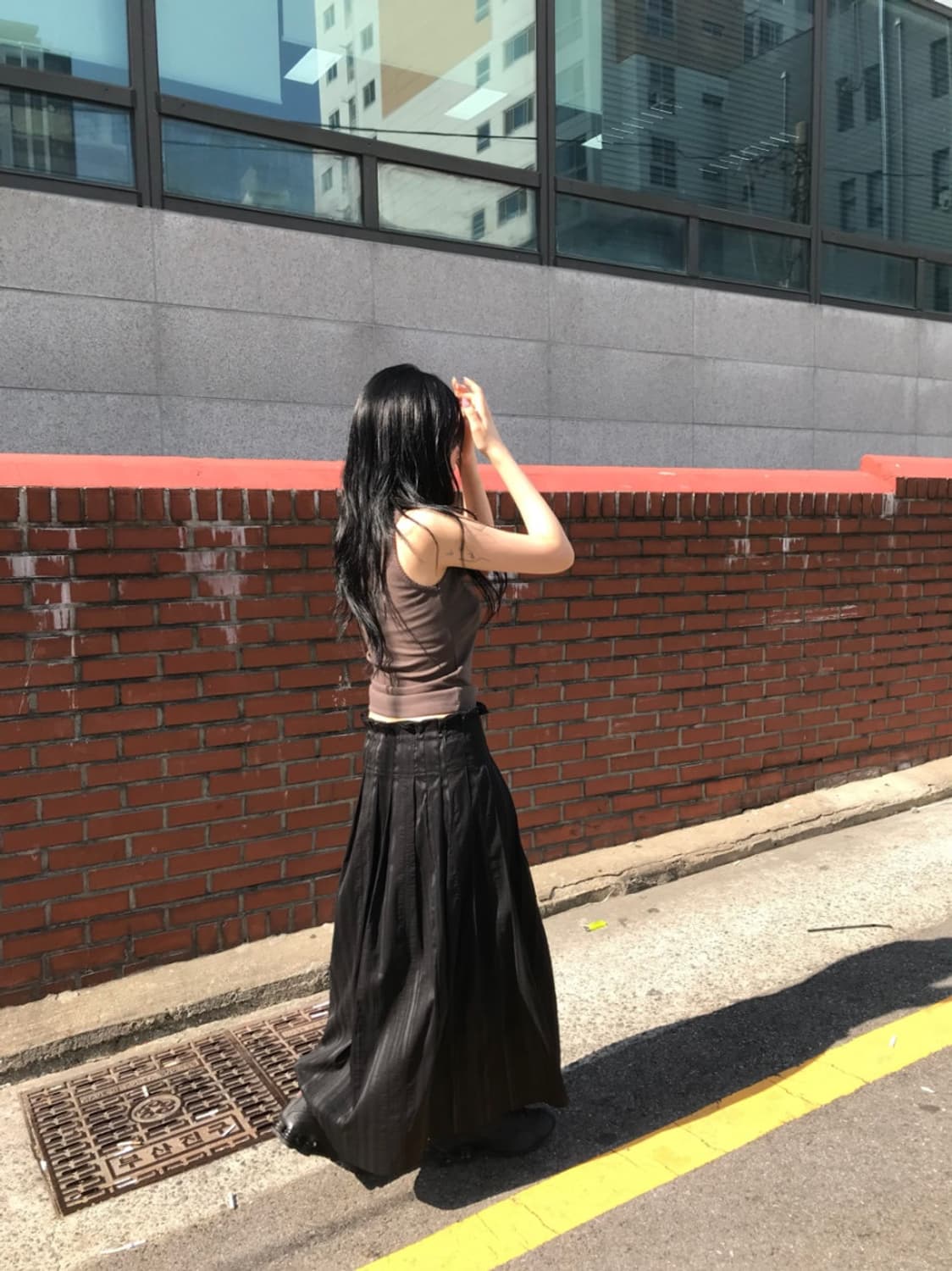 버튼 플리츠 레이어드 롱스커트 블랙 상품이미지4