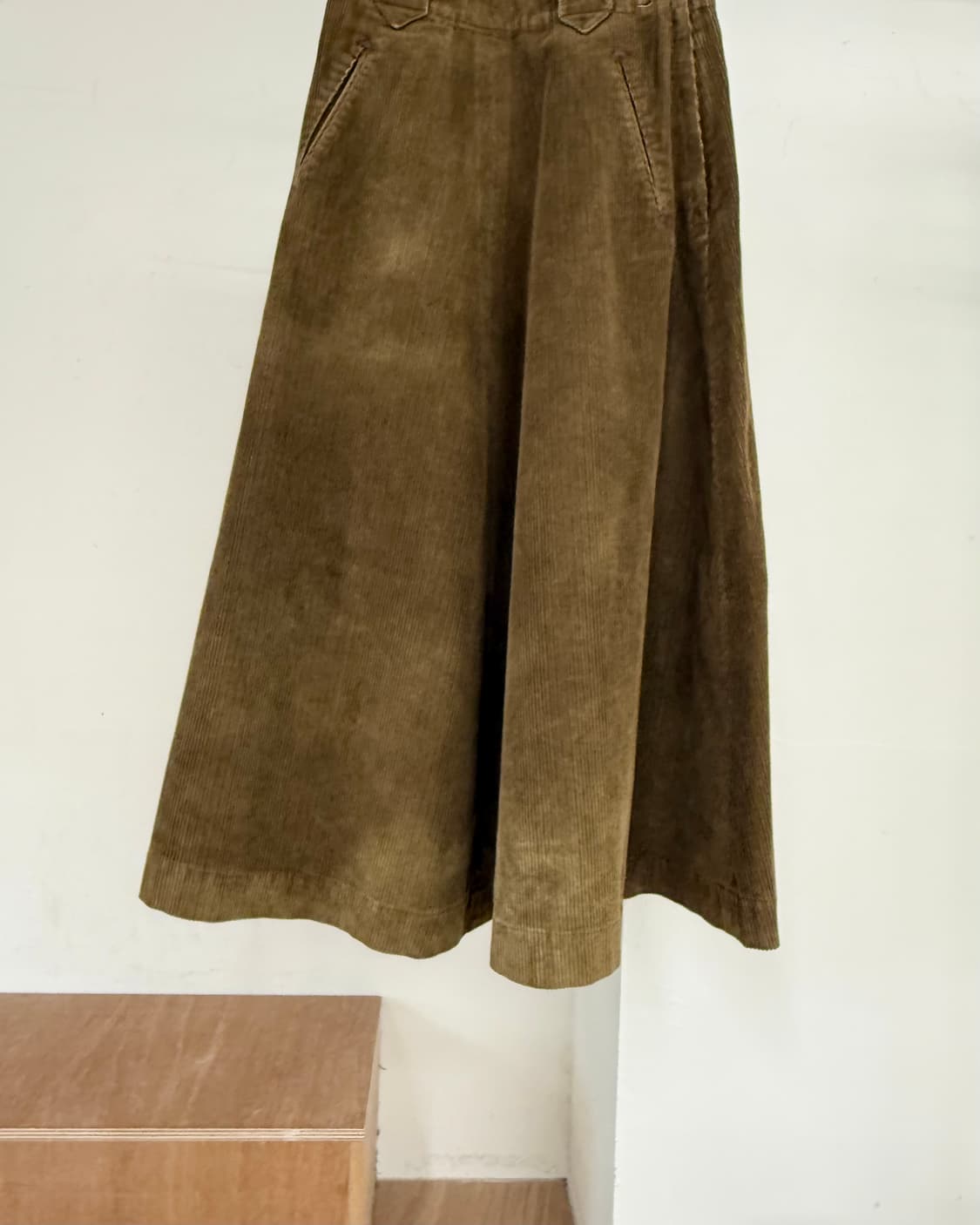 랄프로렌 컨트리 브라운 코듀로이 미디스커트 상품이미지3